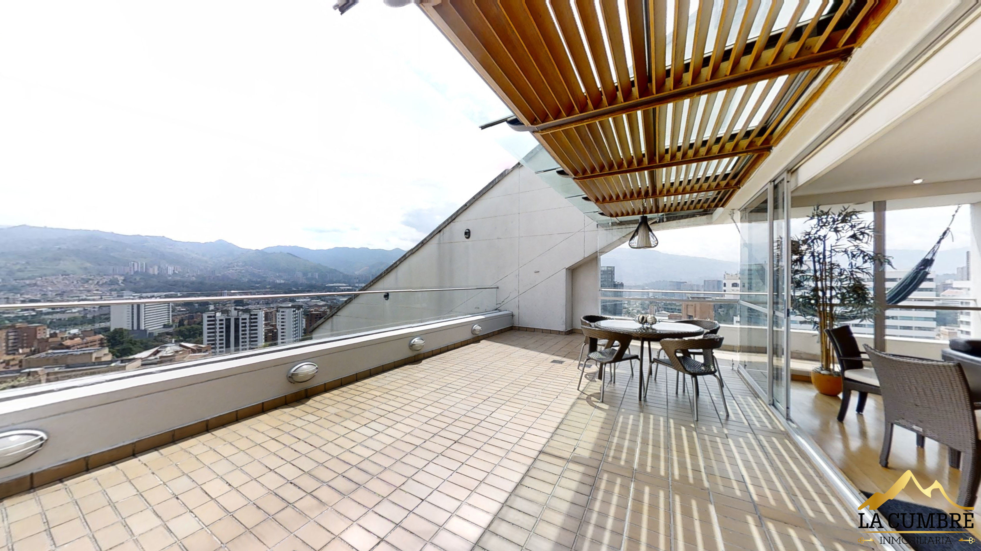 Apartamento de 2 alcobas en arriendo en La Florida, Medellín, 90 m² · foto 3 de 11