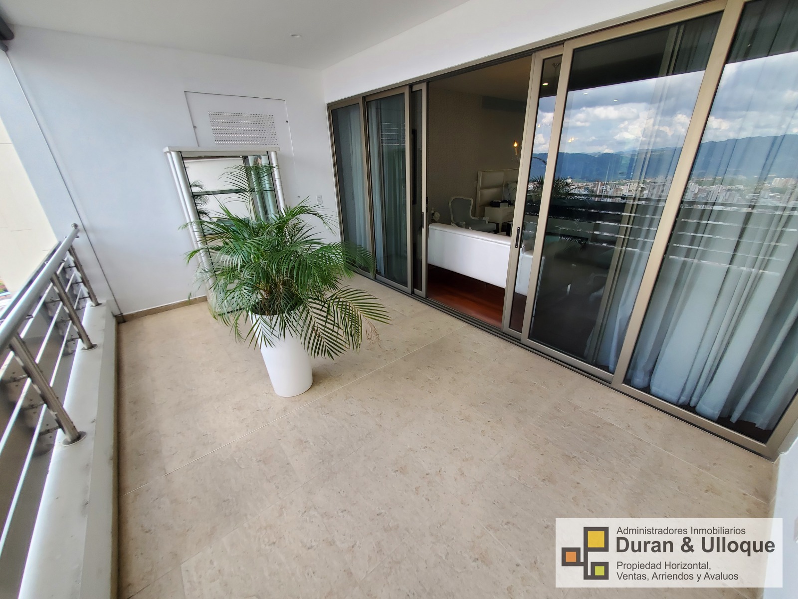Apartamento de 5 alcobas en venta en Cabecera Del Llano, Bucaramanga, 525 m² · foto 16 de 24