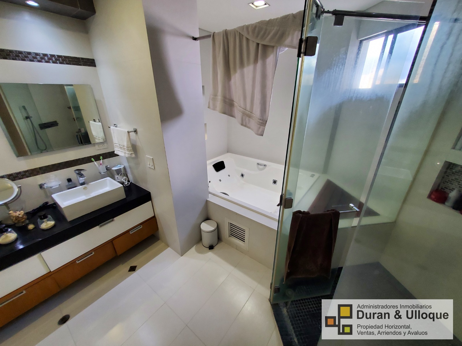 Apartamento de 5 alcobas en venta en Cabecera Del Llano, Bucaramanga, 525 m² · foto 18 de 24