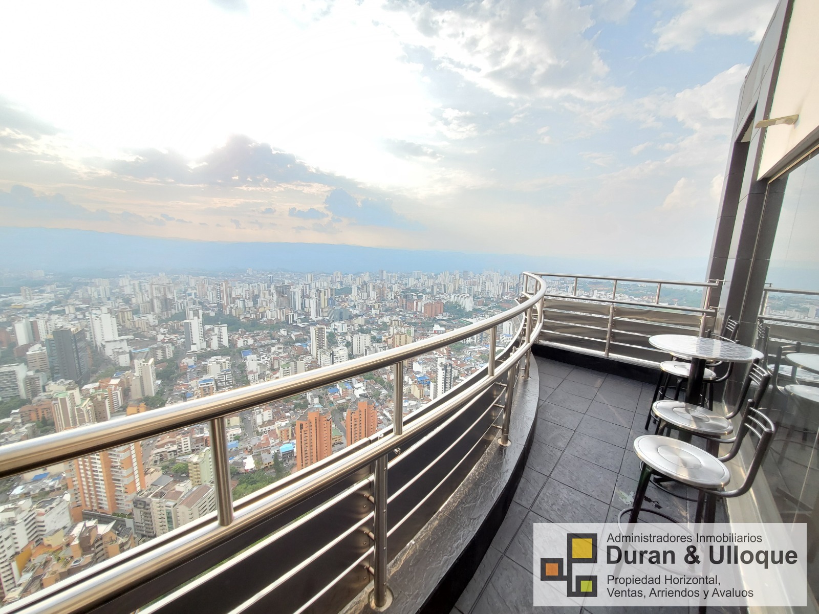 Apartamento de 5 alcobas en venta en Cabecera Del Llano, Bucaramanga, 525 m² · foto 23 de 24
