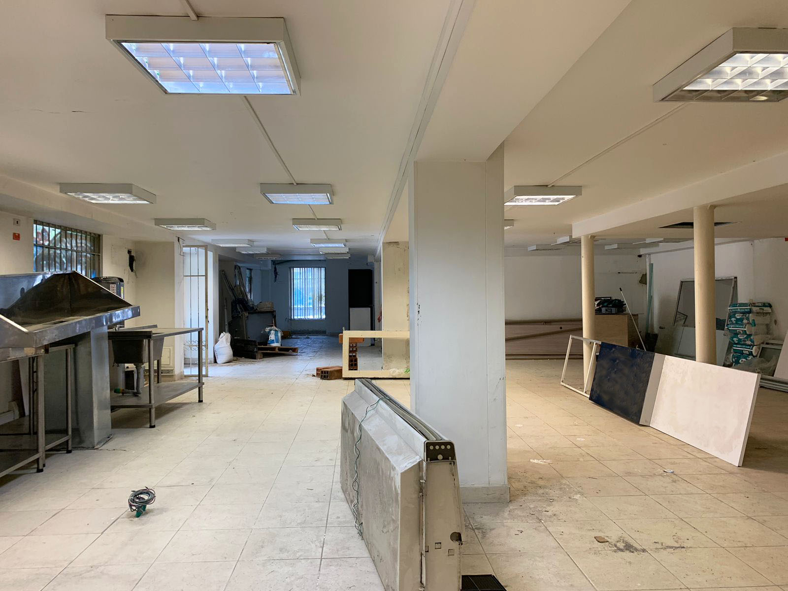 Oficina en arriendo en El Portal, Envigado, 470 m² · foto 6 de 9