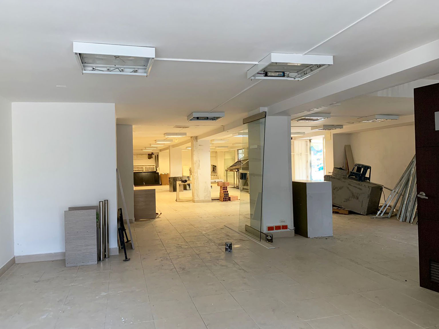 Oficina en arriendo en El Portal, Envigado, 470 m² · foto 7 de 9