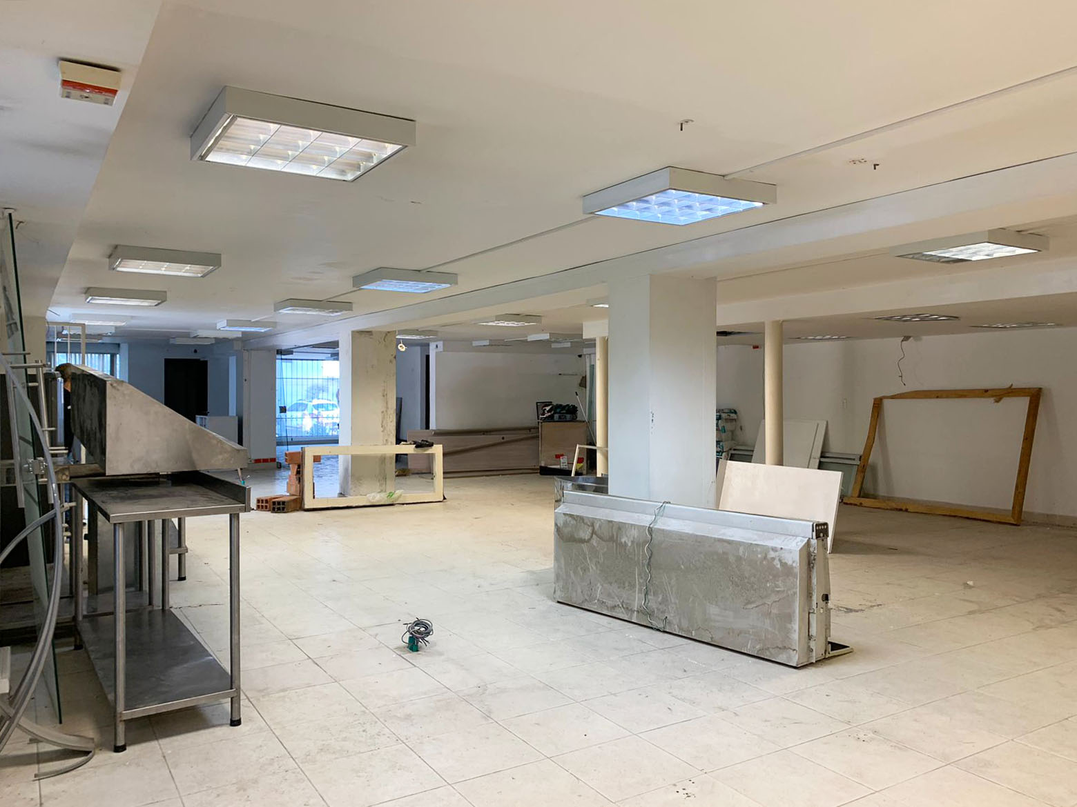 Oficina en arriendo en El Portal, Envigado, 470 m² · foto 8 de 9