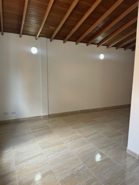 Apartamento de 3 alcobas en venta en Cabañas, Bello, 105 m² · foto 4 de 14