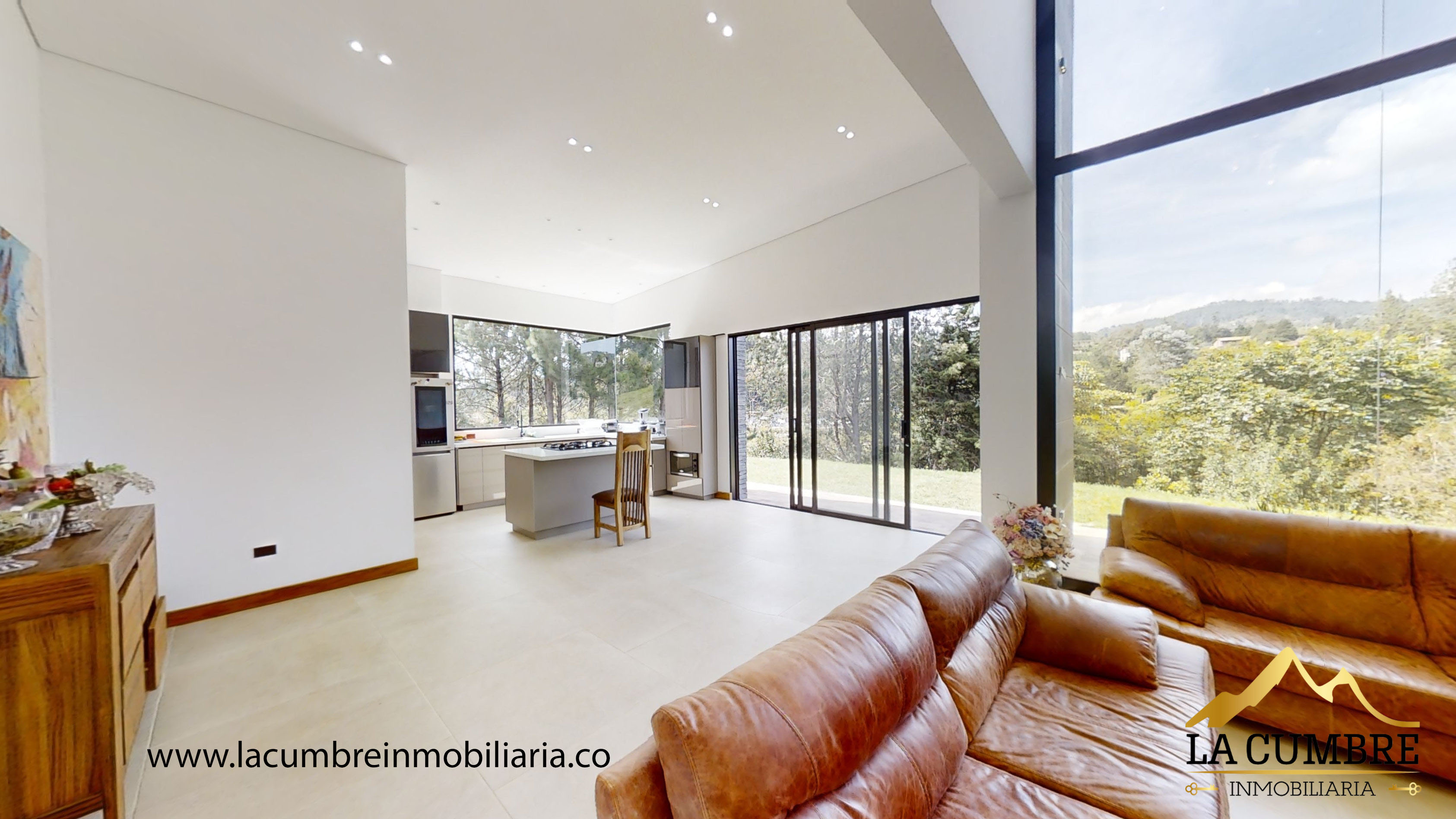 Casa de 4 alcobas en venta en El Molino, Guarne, 250 m² · foto 7 de 19