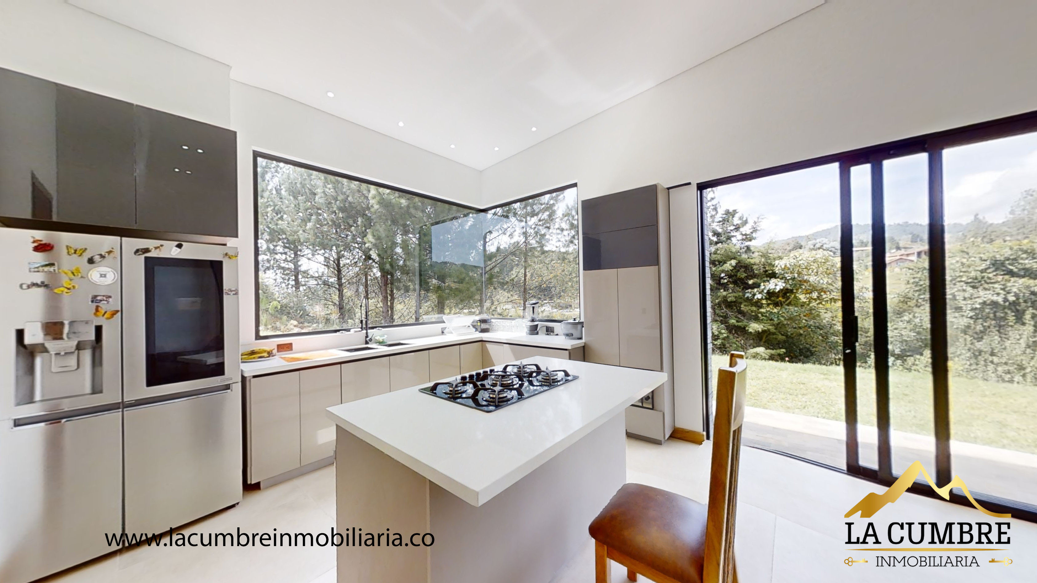 Casa de 4 alcobas en venta en El Molino, Guarne, 250 m² · foto 9 de 19