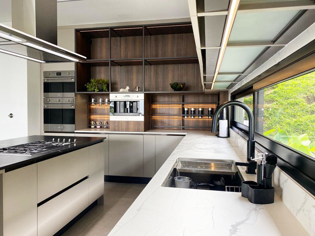 Casa de 3 alcobas en venta en Los Balsos, Medellín, 521 m² · foto 8 de 20