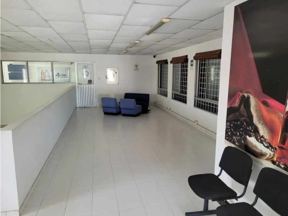 Bodega en venta en El Bosque, Cartagena, 1200 m² · foto 4 de 5