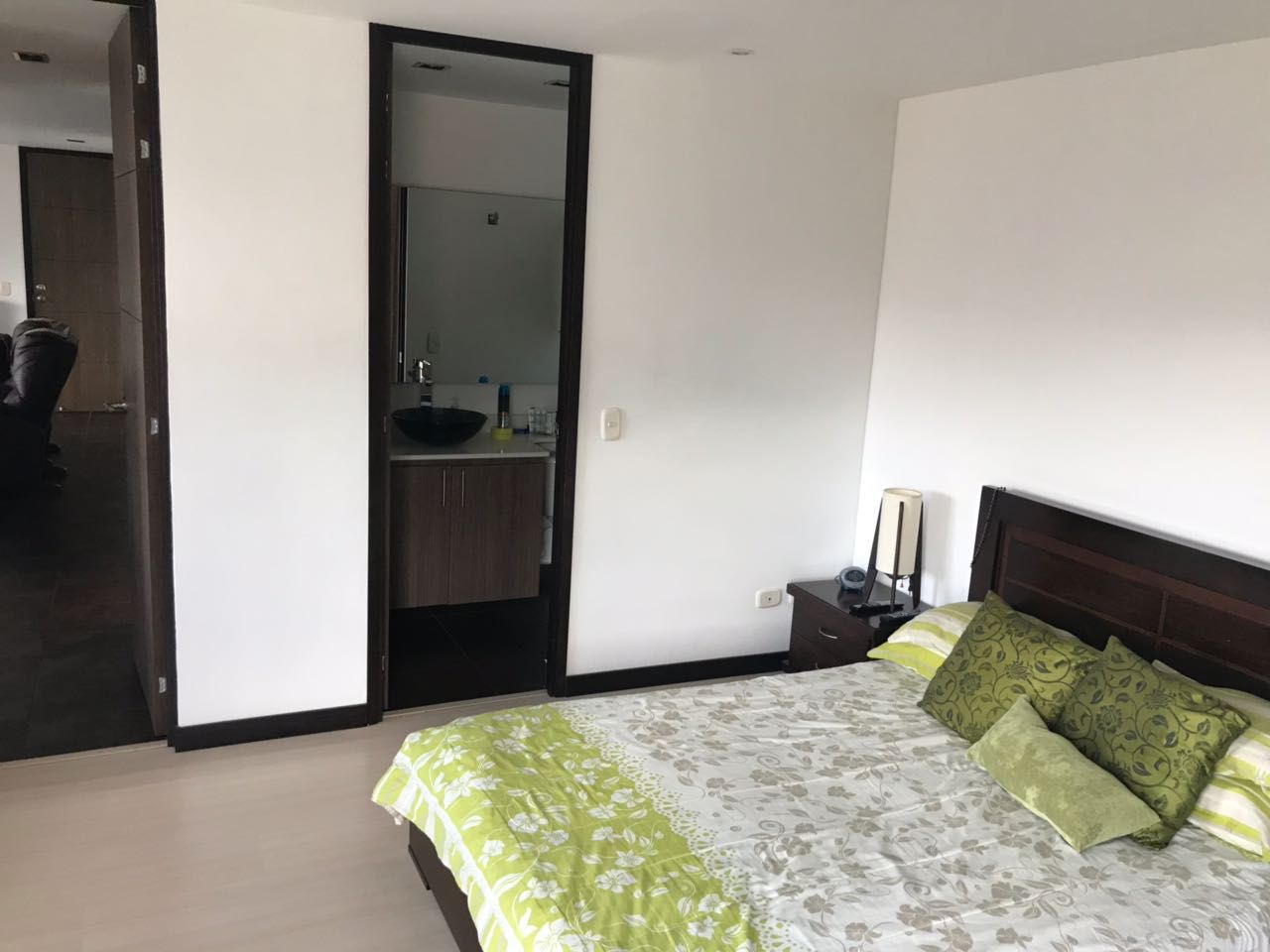 Apartamento de 3 alcobas en venta en San Jose, Sabaneta, 96 m² · foto 16 de 24