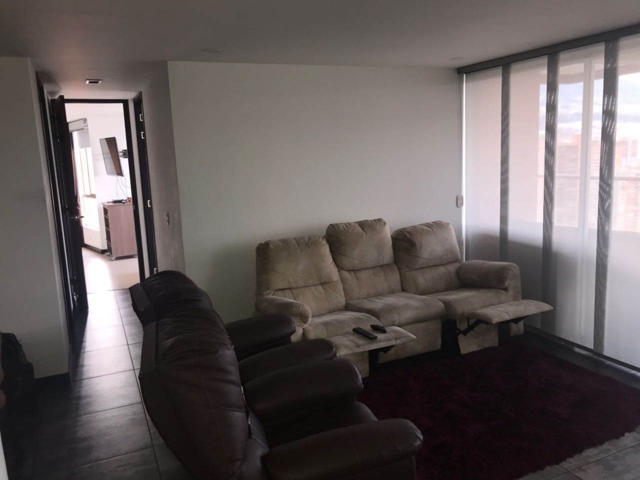 Apartamento de 3 alcobas en venta en San Jose, Sabaneta, 96 m² · foto 2 de 24