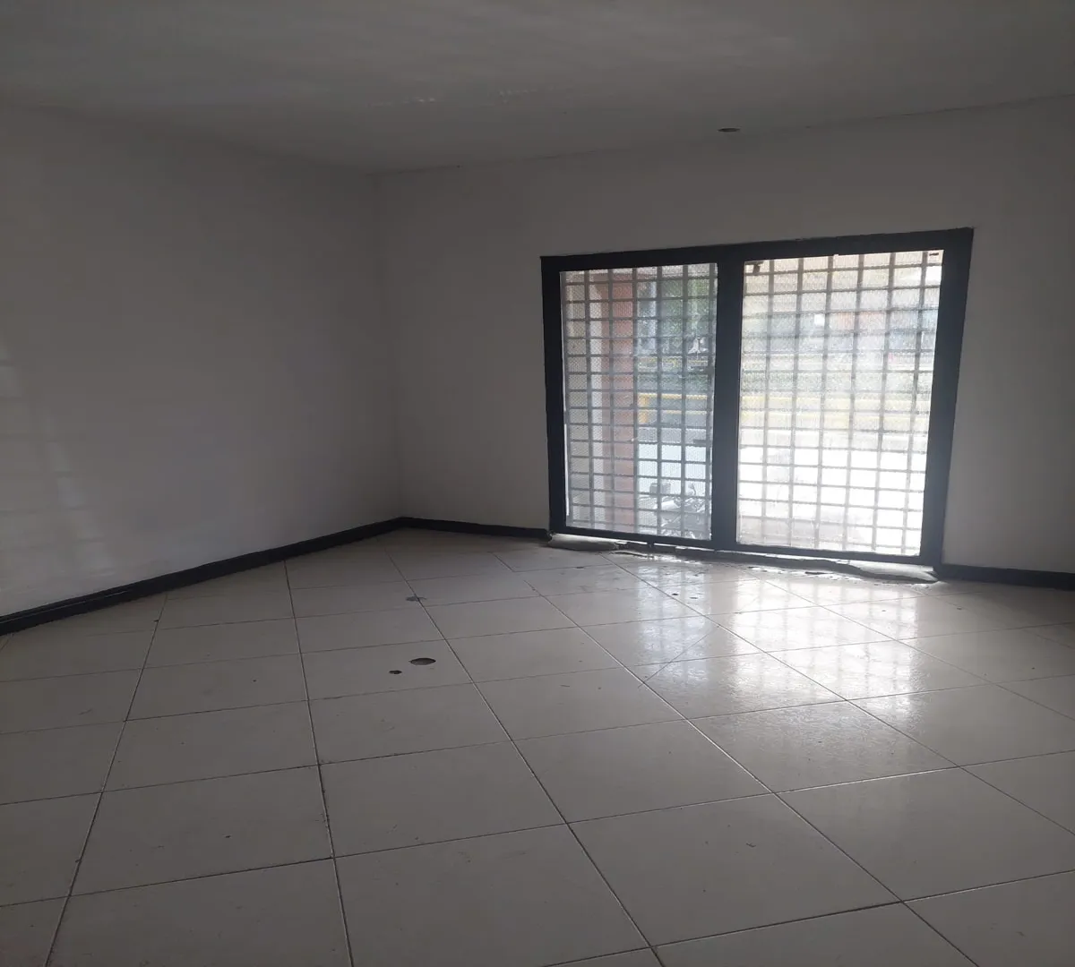 Casa de 6 alcobas en venta en Laureles, Medellín, 489 m² · foto 17 de 24