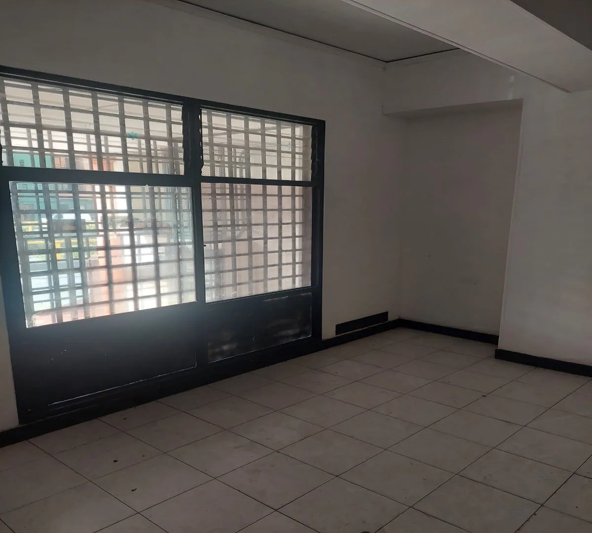 Casa de 6 alcobas en venta en Laureles, Medellín, 489 m² · foto 24 de 24