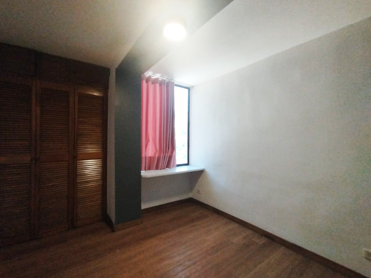Apartamento en arriendo en Las Lomas No.1, Medellín · foto 11 de 17