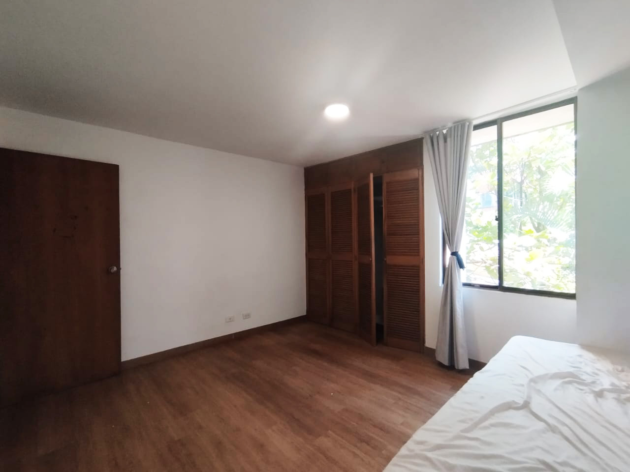 Apartamento en arriendo en Las Lomas No.1, Medellín · foto 12 de 17