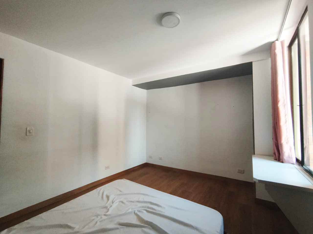 Apartamento en arriendo en Las Lomas No.1, Medellín · foto 13 de 17