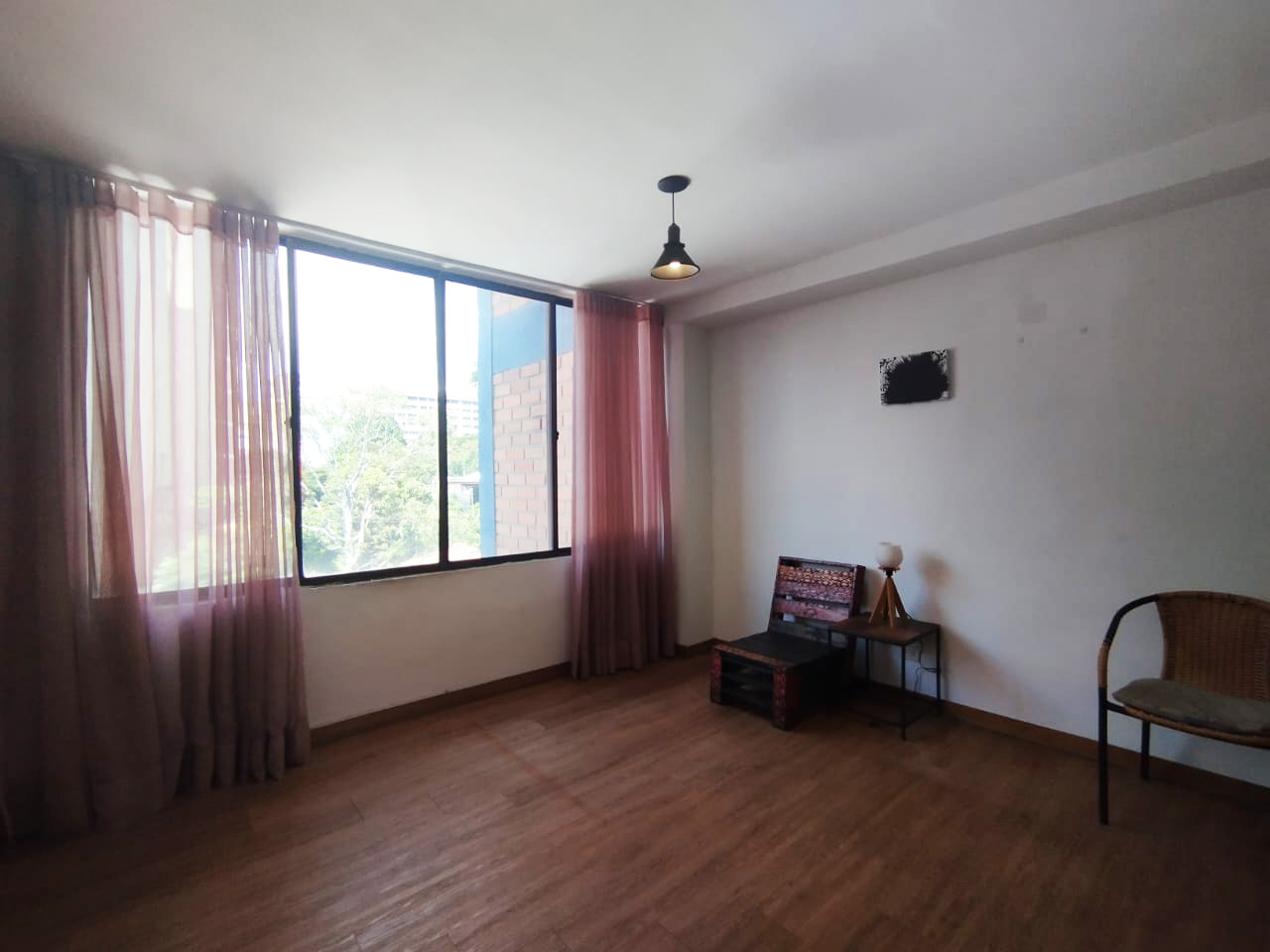 Apartamento en arriendo en Las Lomas No.1, Medellín · foto 2 de 17