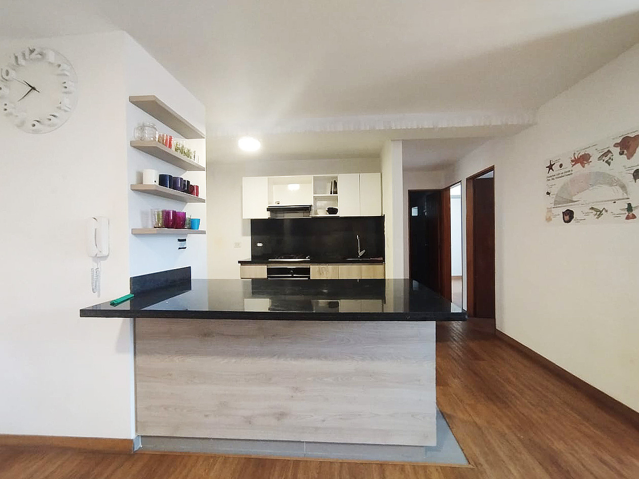 Apartamento en arriendo en Las Lomas No.1, Medellín · foto 6 de 17