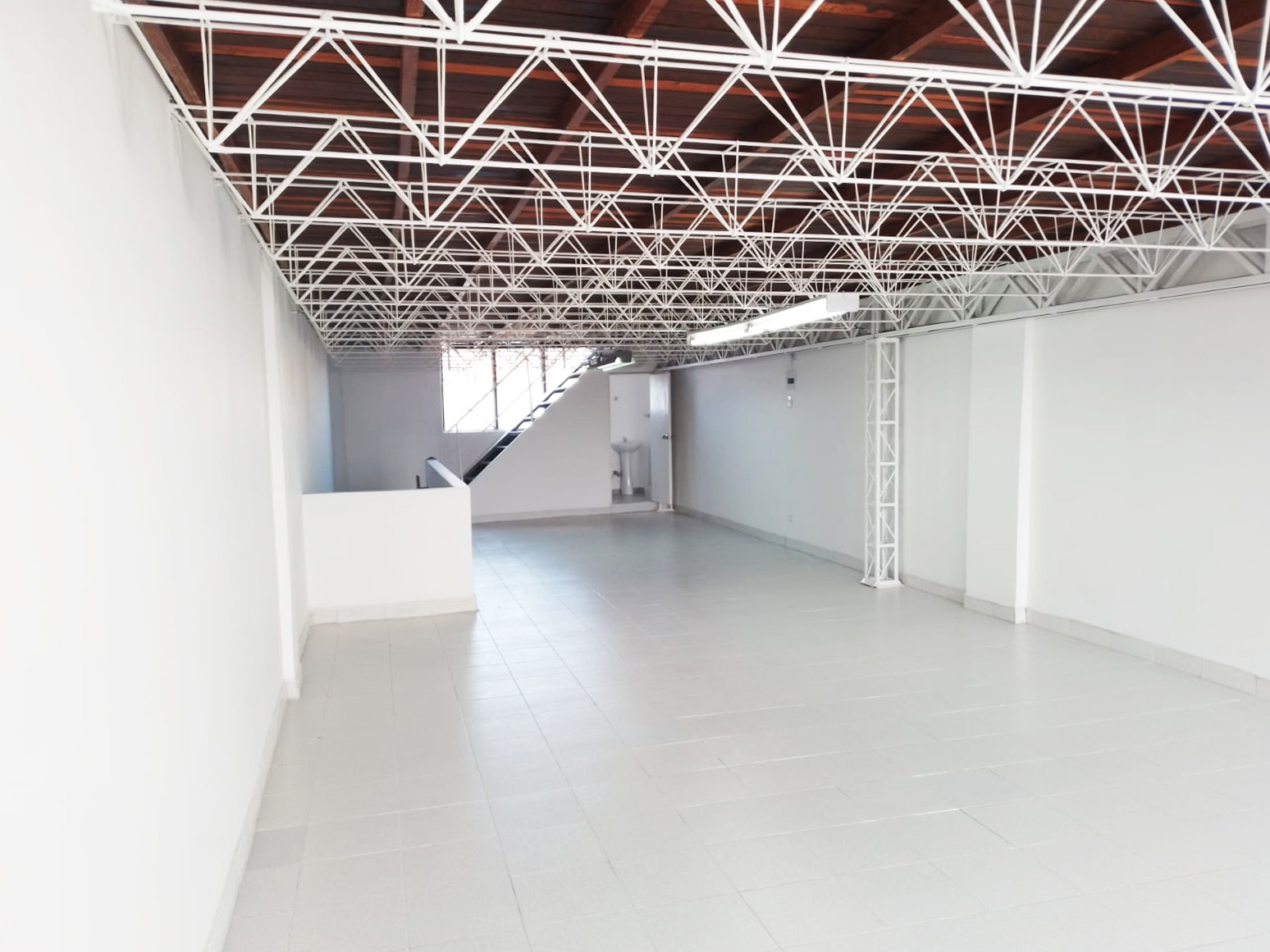 Oficina en arriendo en Guayabal, Medellín, 218 m² · foto 15 de 19