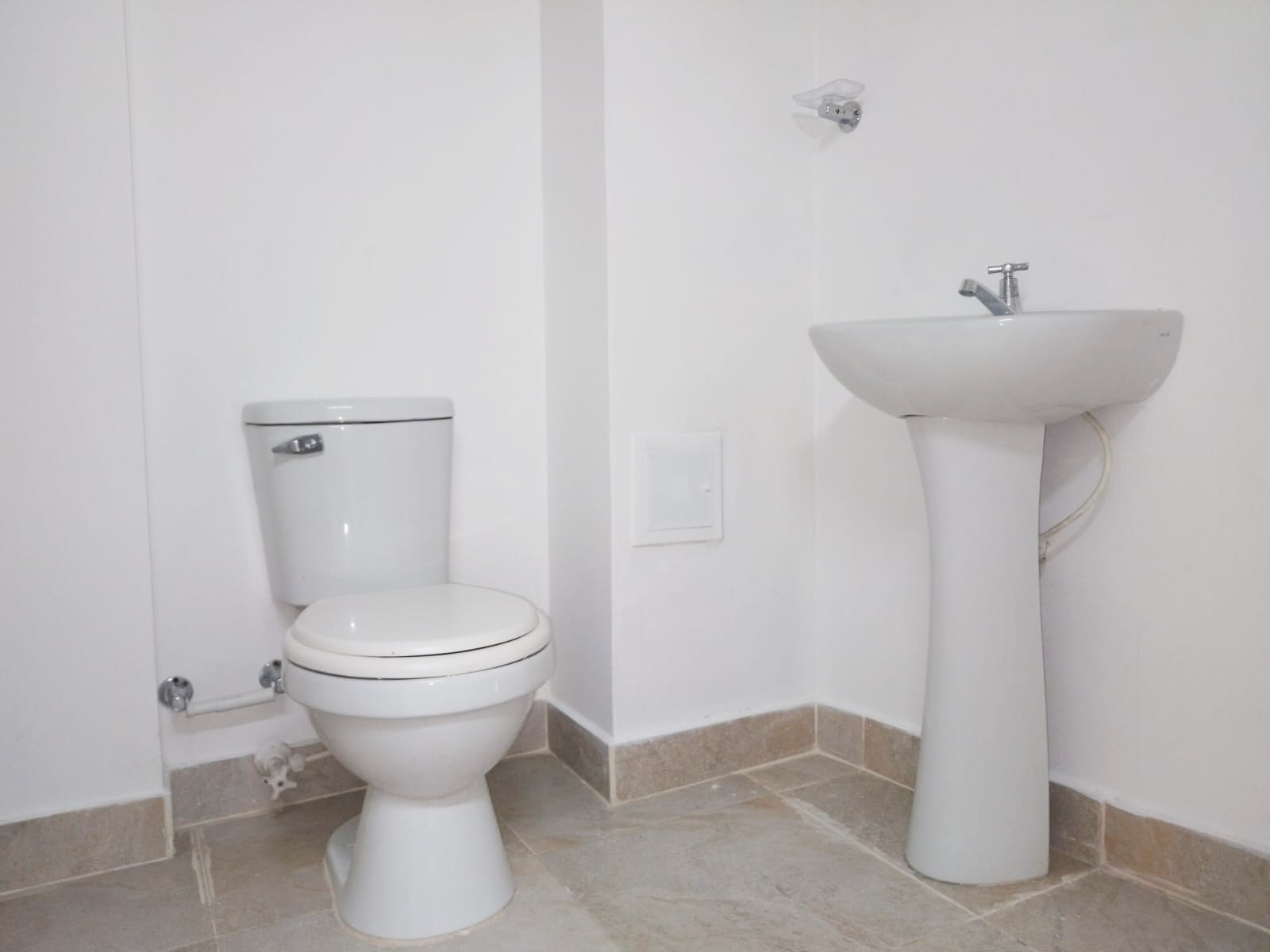 Oficina en arriendo en Guayabal, Medellín, 218 m² · foto 19 de 19