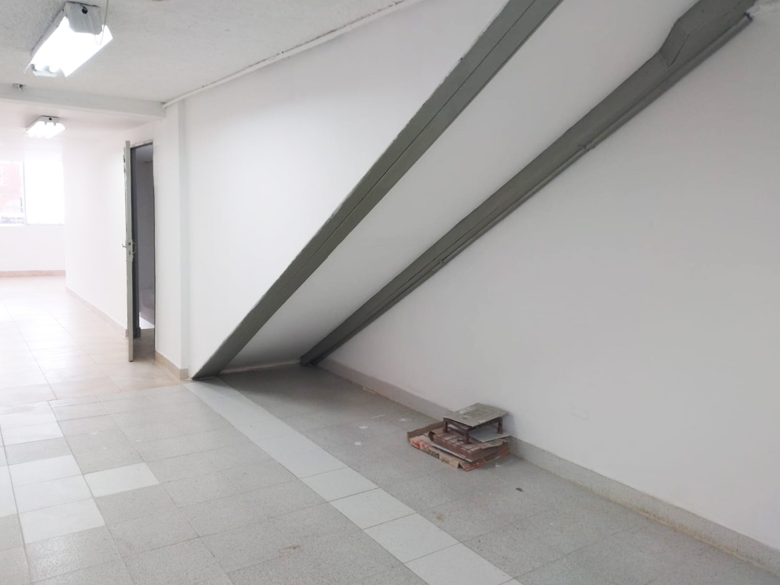 Oficina en arriendo en Guayabal, Medellín, 218 m² · foto 6 de 19