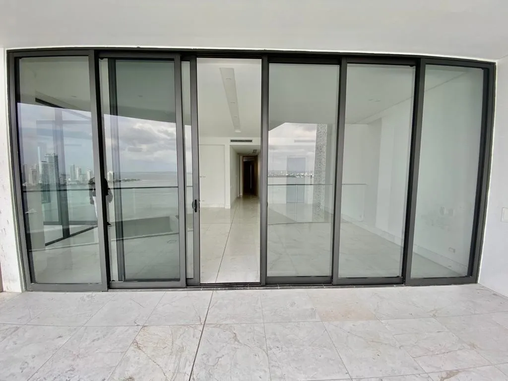 Apartamento de 3 alcobas en arriendo en Bocagrande, Cartagena, 289 m² · foto 11 de 22