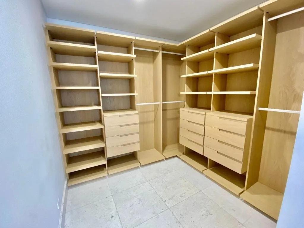 Apartamento de 3 alcobas en arriendo en Bocagrande, Cartagena, 289 m² · foto 12 de 22