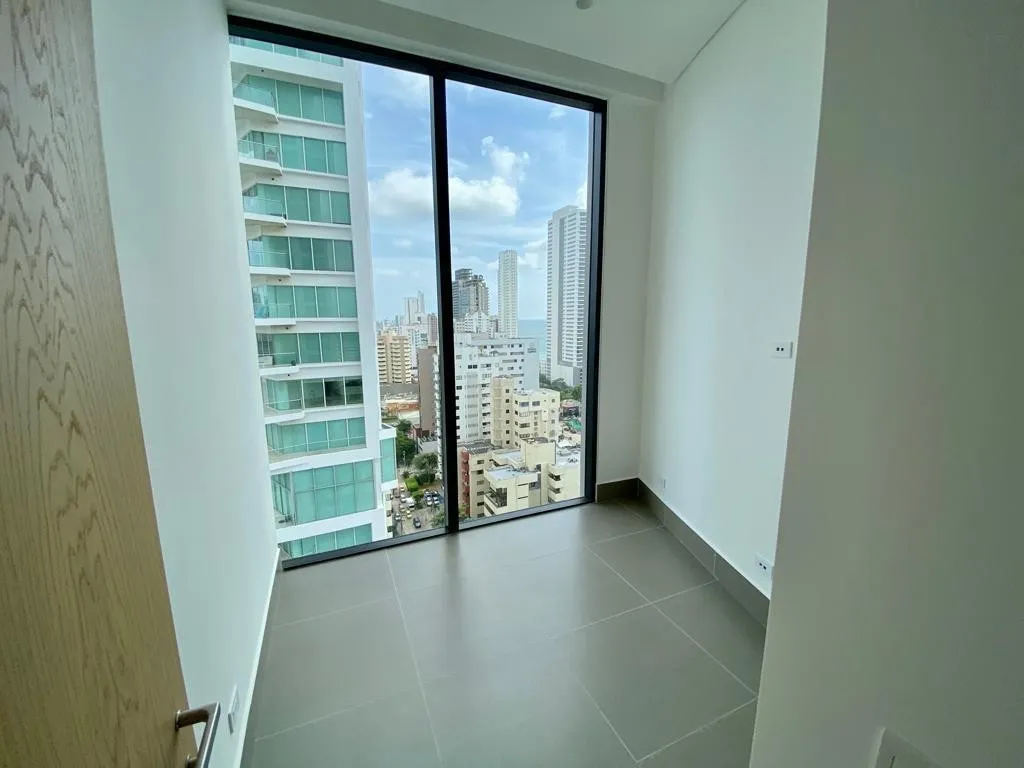Apartamento de 3 alcobas en arriendo en Bocagrande, Cartagena, 289 m² · foto 14 de 22