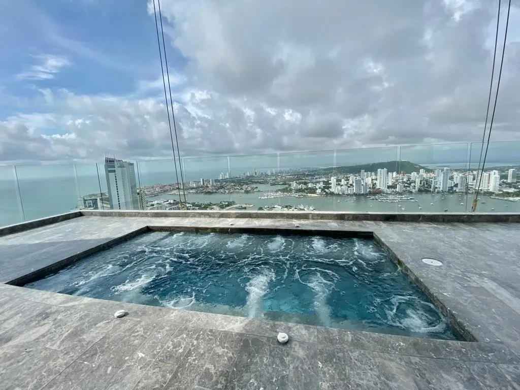 Apartamento de 3 alcobas en arriendo en Bocagrande, Cartagena, 289 m² · foto 18 de 22