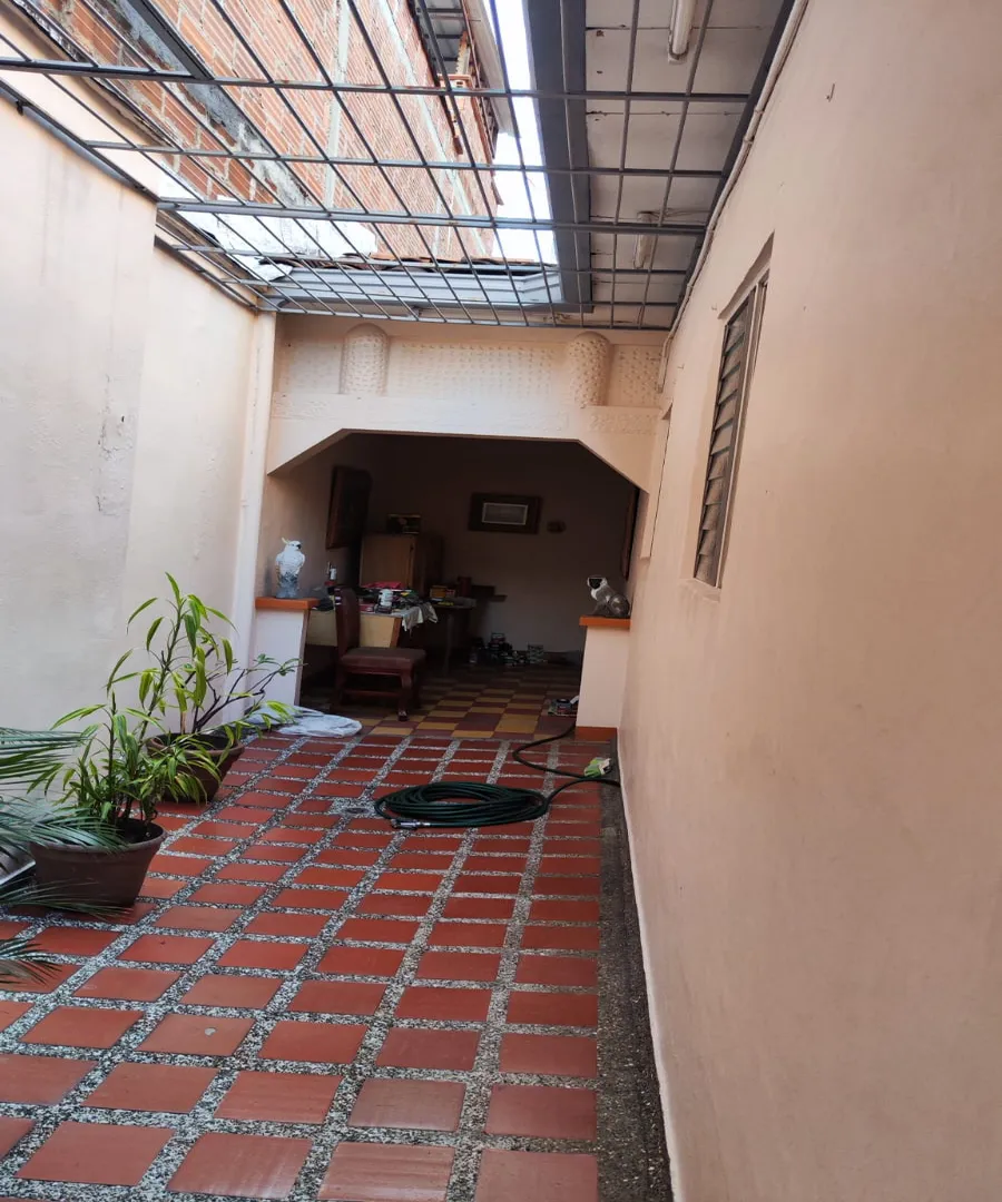 Casa de 3 alcobas en venta en Villa Hermosa, Medellín, 200 m² · foto 5 de 13