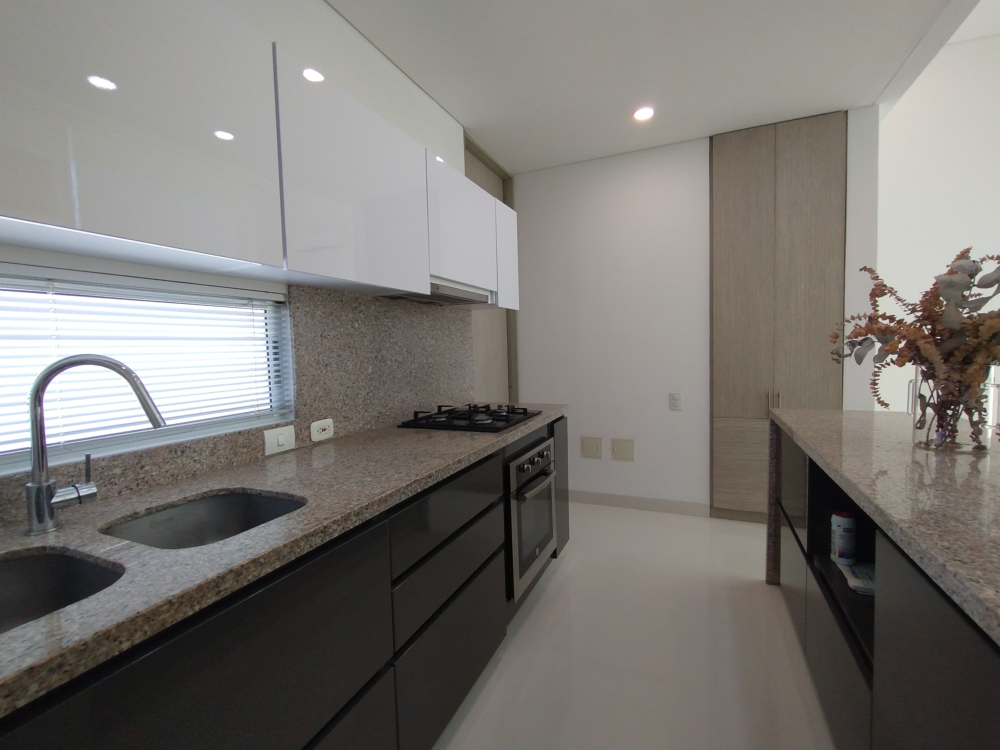 Apartamento de 3 alcobas en venta en Ub. Altos De Parque, Barranquilla, 140 m² · foto 16 de 21