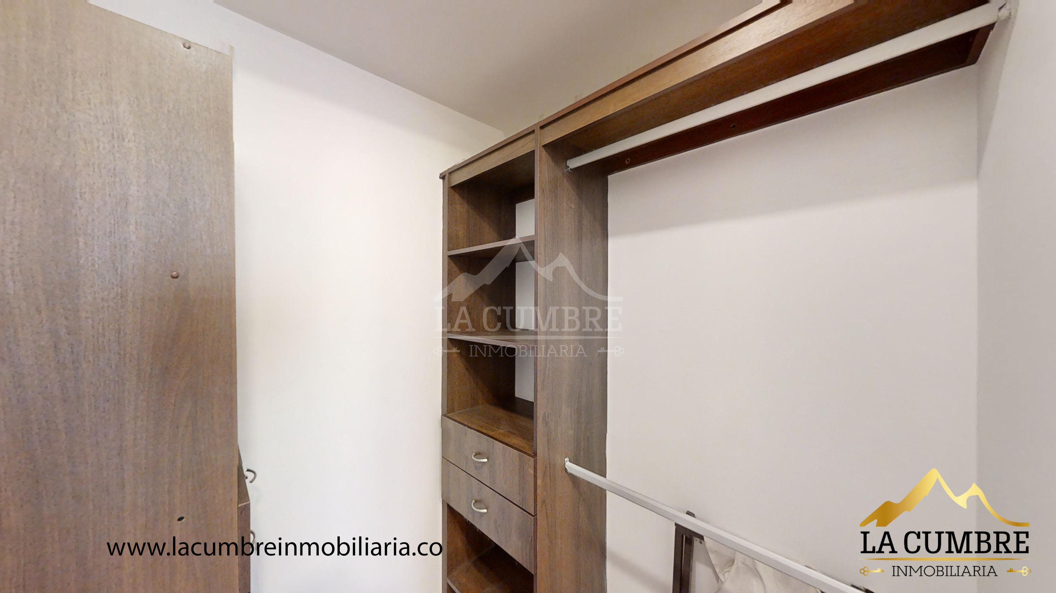 Apartamento de 2 alcobas en arriendo en Los Balsos, Medellín, 100 m² · foto 12 de 13
