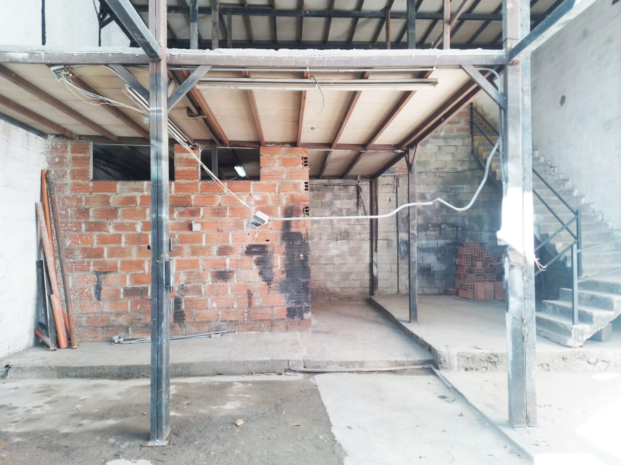 Bodega en arriendo en Zona Centro, Envigado, 540 m² · foto 13 de 19