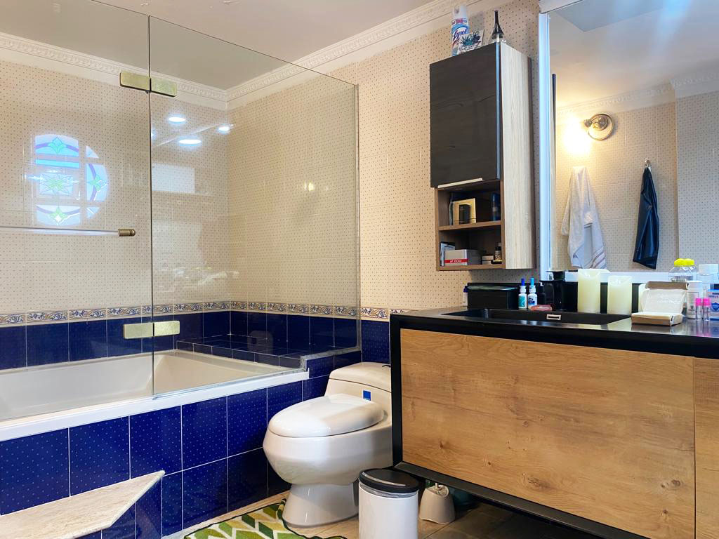 Casa de 4 alcobas en venta en Altos Del Poblado, Medellín, 350 m² · foto 16 de 18