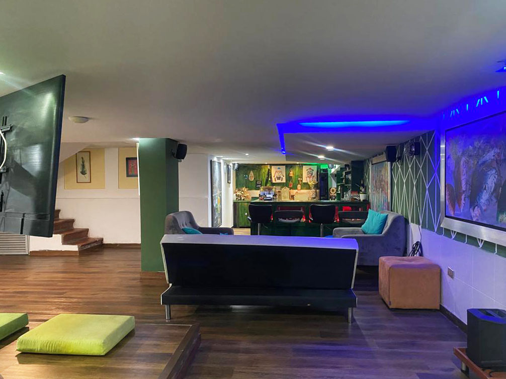 Casa de 4 alcobas en venta en Altos Del Poblado, Medellín, 350 m² · foto 6 de 18