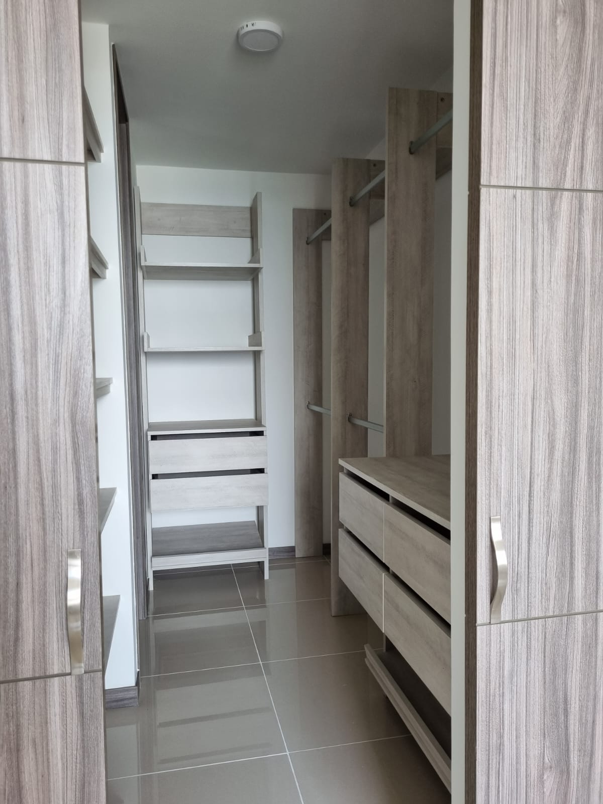 Apartamento de 3 alcobas en venta en Valle Del Lili, Cali, 91 m² · foto 6 de 13