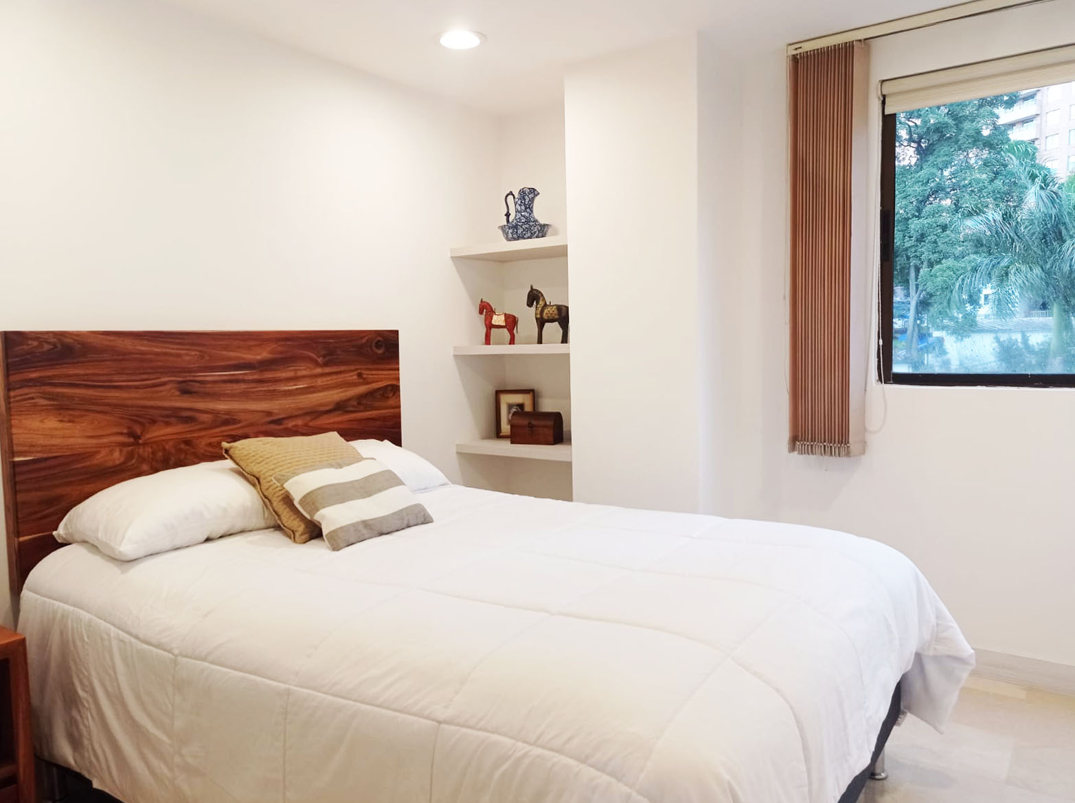 Apartamento de 3 alcobas en arriendo en El Tesoro, Medellín, 140 m² · foto 14 de 20