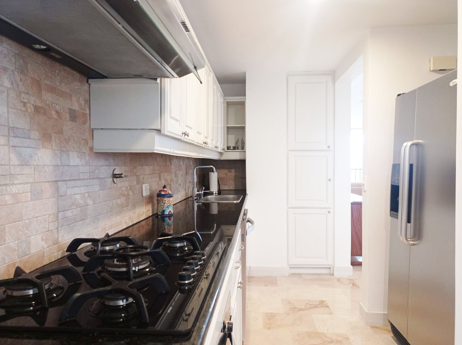 Apartamento de 3 alcobas en arriendo en El Tesoro, Medellín, 140 m² · foto 6 de 20