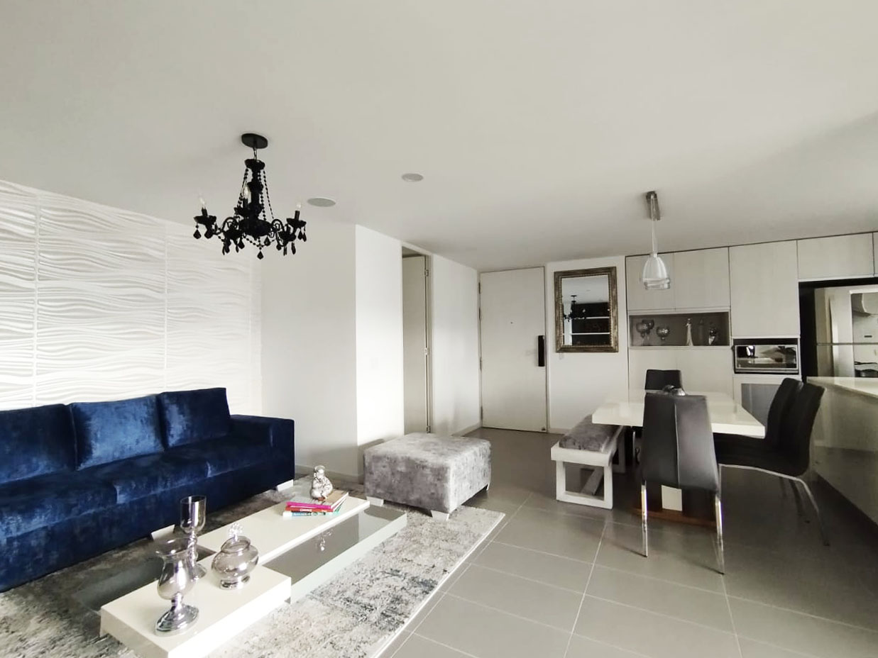 Apartamento de 2 alcobas en arriendo en El Poblado, Medellín, 107 m² · foto 13 de 16