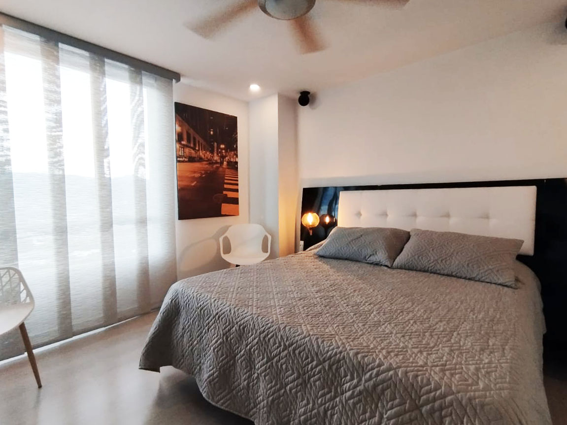 Apartamento de 2 alcobas en arriendo en El Poblado, Medellín, 107 m² · foto 15 de 16