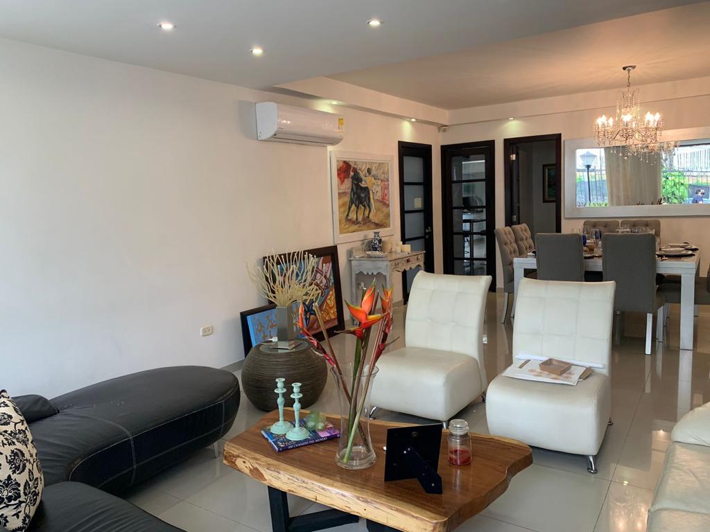 Casa en venta en Altos Del Prado, Barranquilla · foto 2 de 11