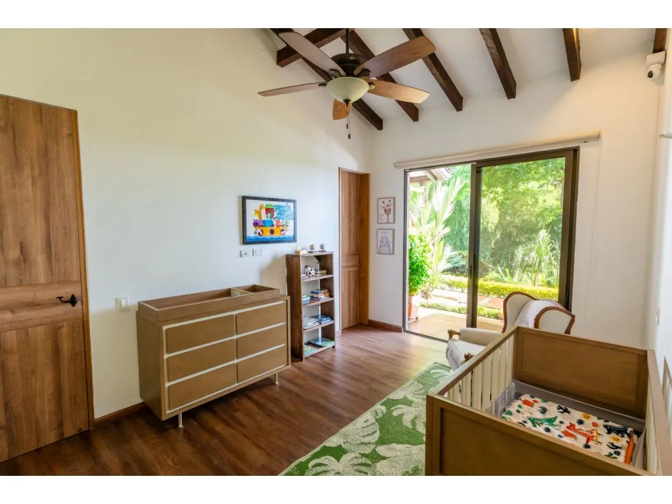 Casa de 5 alcobas en venta en El Caimo, Armenia · foto 23 de 24
