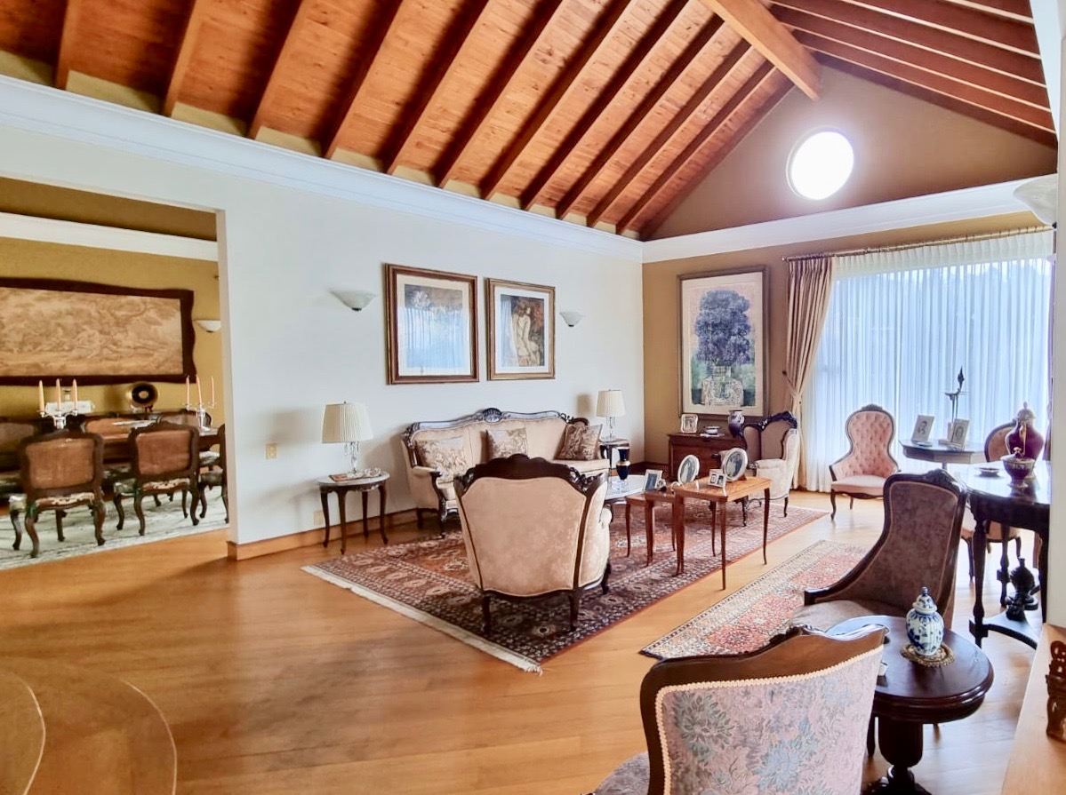 Casa de 3 alcobas en venta en El Retiro, 420 m² · foto 2 de 19