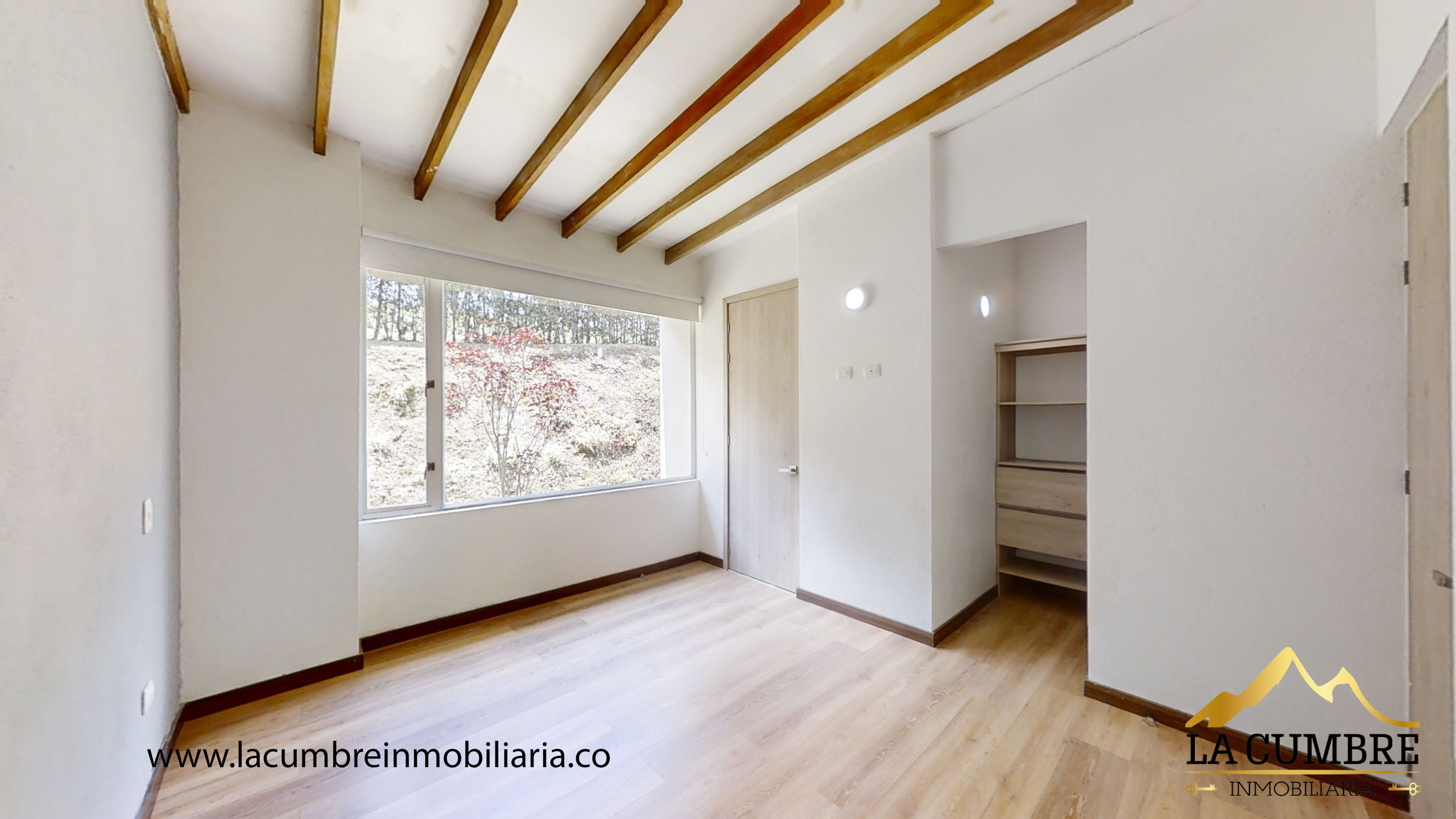 Casa en venta en Loma Del Escobero, Envigado · foto 11 de 19