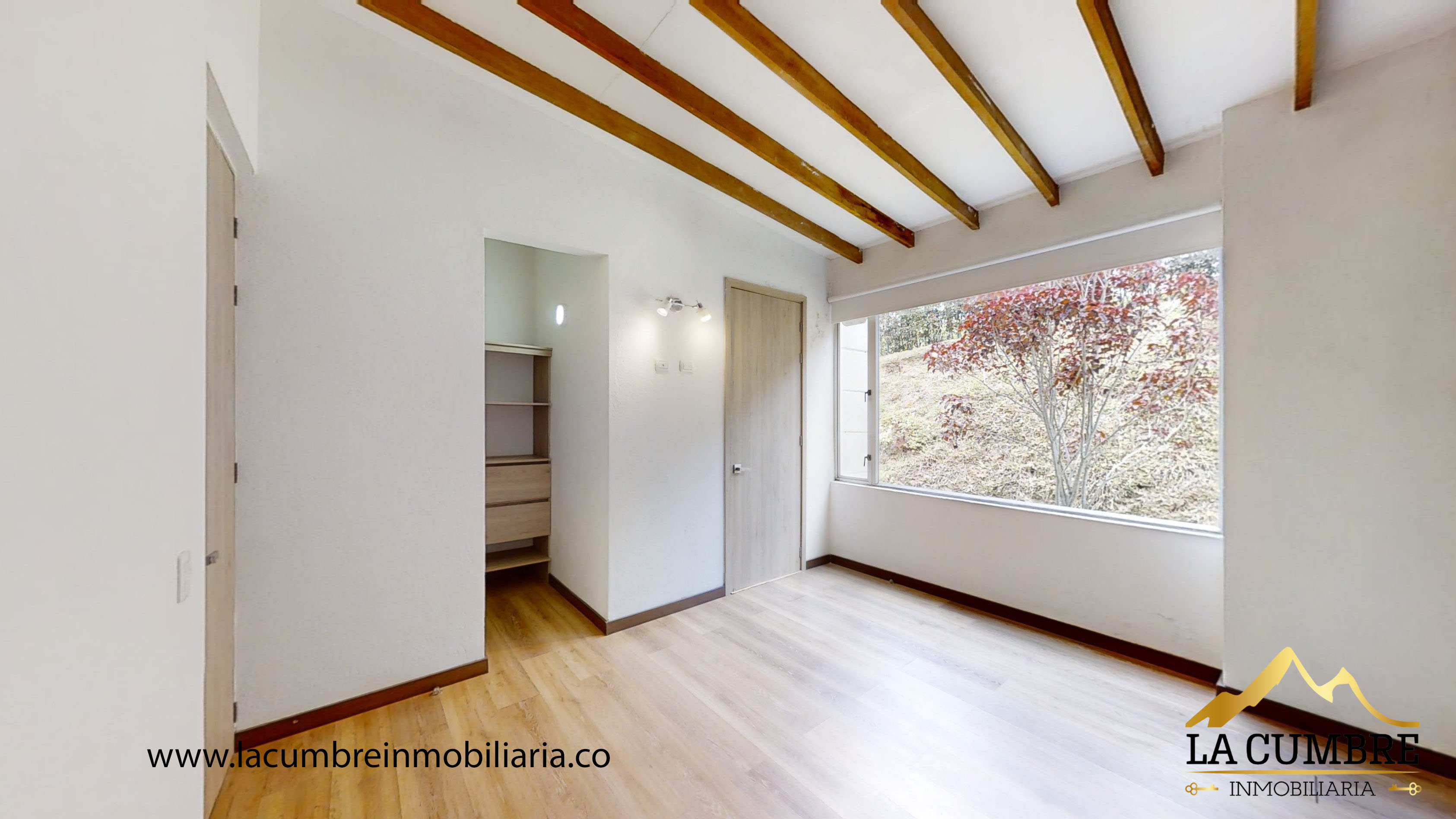 Casa en venta en Loma Del Escobero, Envigado · foto 12 de 19