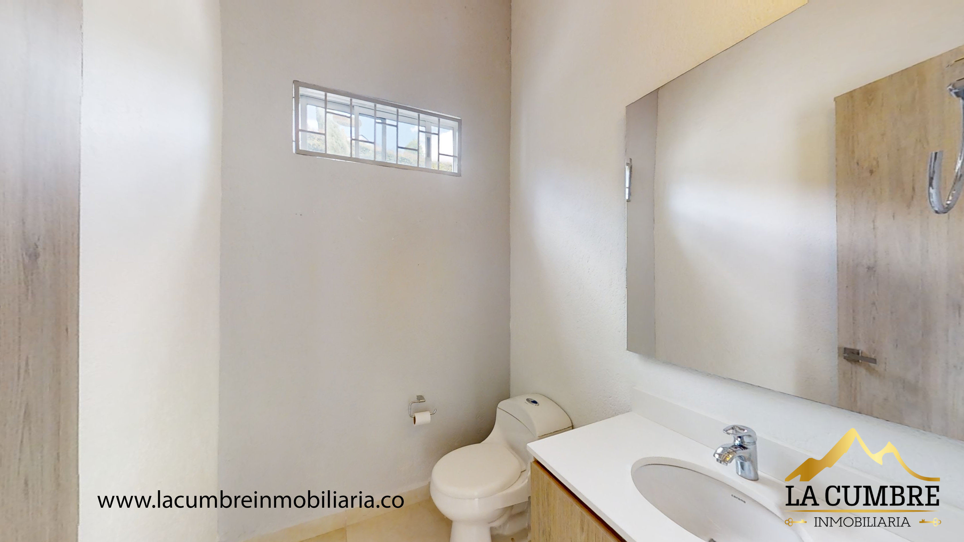 Casa en venta en Loma Del Escobero, Envigado · foto 9 de 19