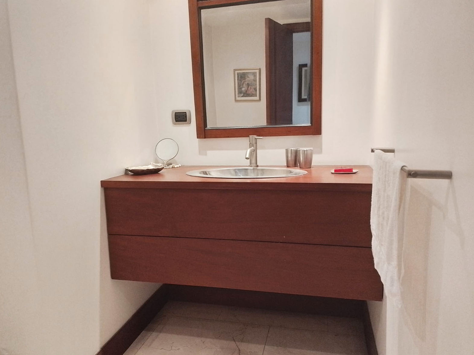 Apartamento de 3 alcobas en venta en San Lucas, Medellín, 250 m² · foto 19 de 20