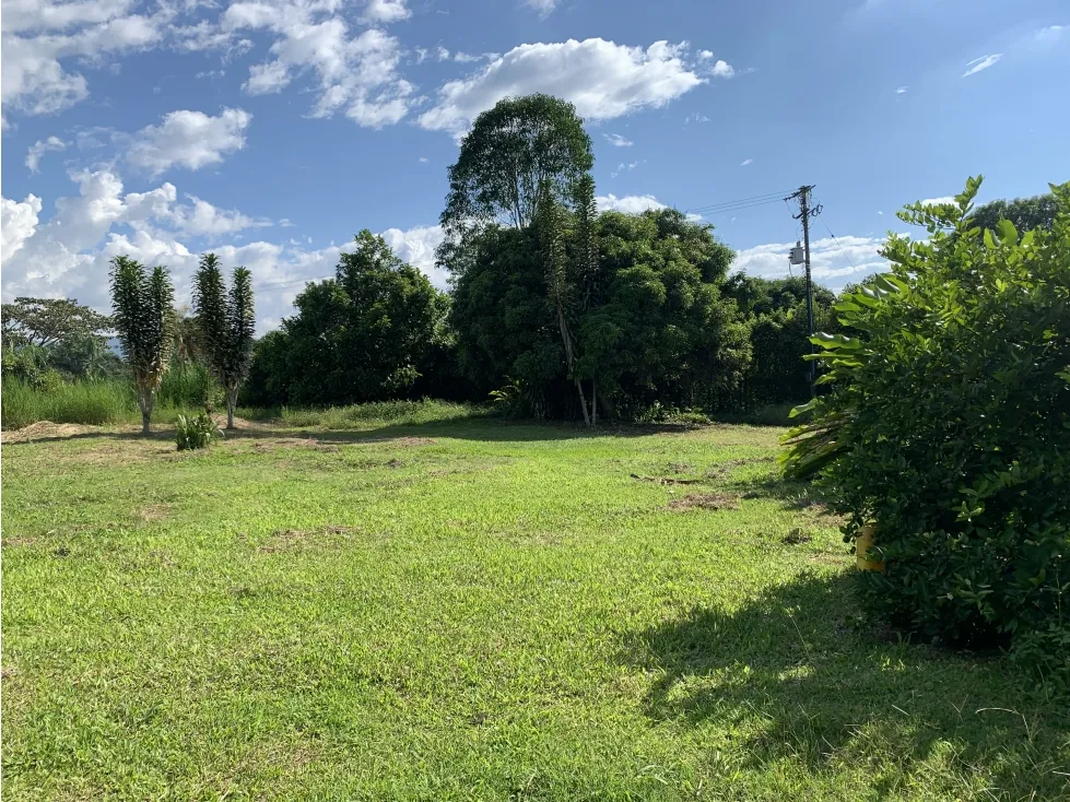 Lote en venta en El Caimo, Armenia, 1910 m² · foto 2 de 13