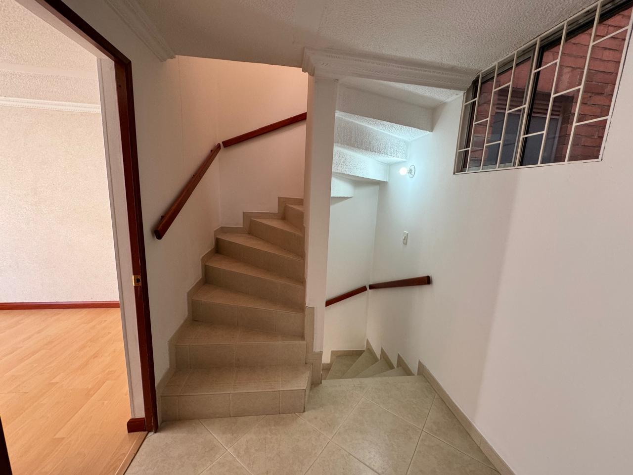 Casa en venta en Villas De Aranjuez, Bogotá · foto 5 de 24