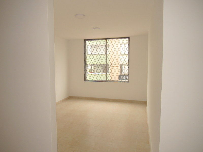 Local en arriendo en San Francisco, Bucaramanga, 16 m² · foto 3 de 4