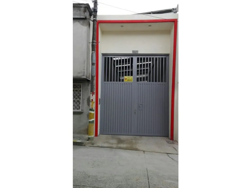 Bodega en venta en 60 Casas, Armenia, 200 m² · foto 16 de 24